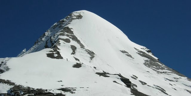 Pisang Peak Climbing